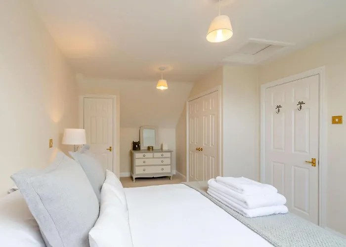 2 Bed In Oc-g0096
